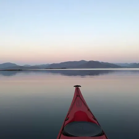 Bestemors Hus Ca 3mil Utenfor Sent *