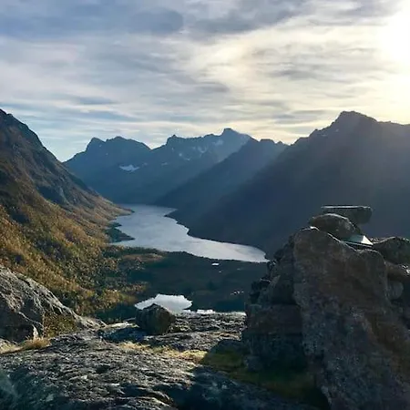 Bestemors Hus Ca 3mil Utenfor Sent *