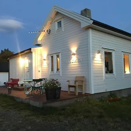 Dom wakacyjny Bestemors Hus Ca 3mil Utenfor Sent *