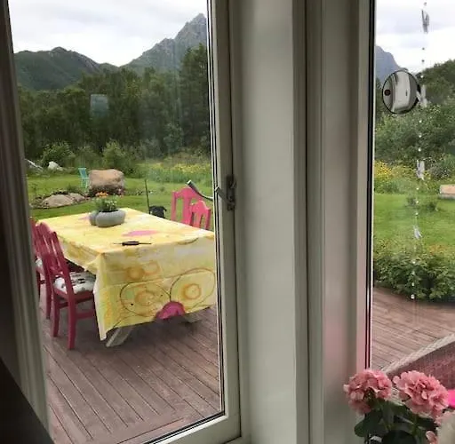 Bestemors Hus Ca 3mil Utenfor Sent